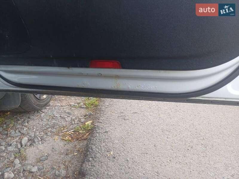 Універсал Volkswagen Passat 2006 в Хмельницькому