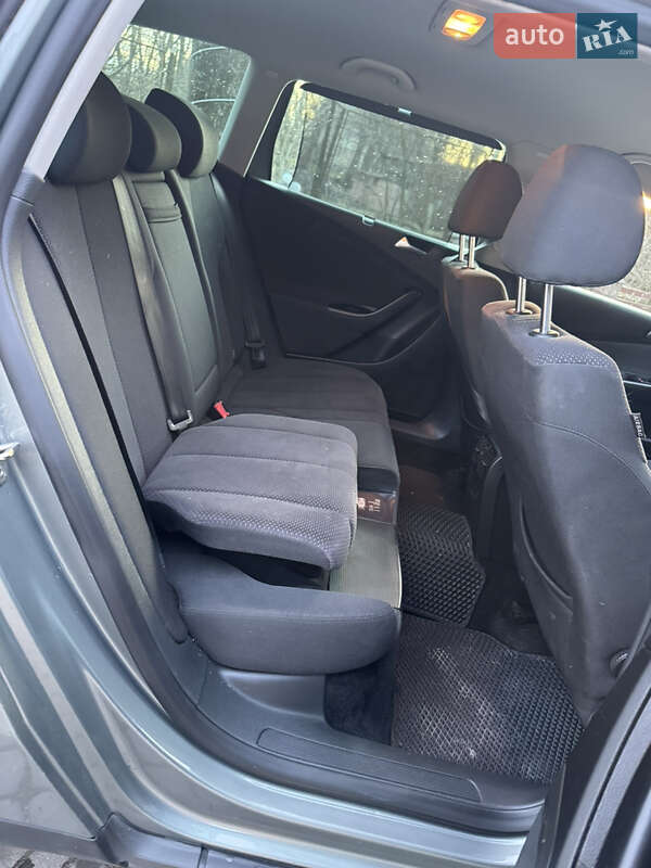 Универсал Volkswagen Passat 2009 в Самборе