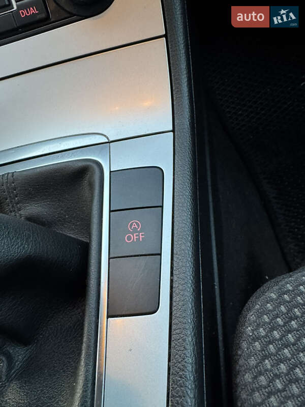 Универсал Volkswagen Passat 2009 в Самборе