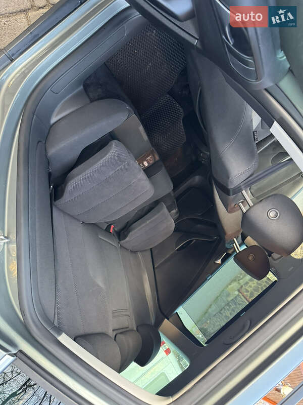 Универсал Volkswagen Passat 2009 в Самборе