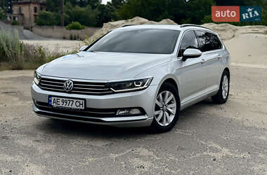 Универсал Volkswagen Passat 2015 в Кривом Роге