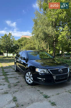 Универсал Volkswagen Passat 2006 в Черновцах