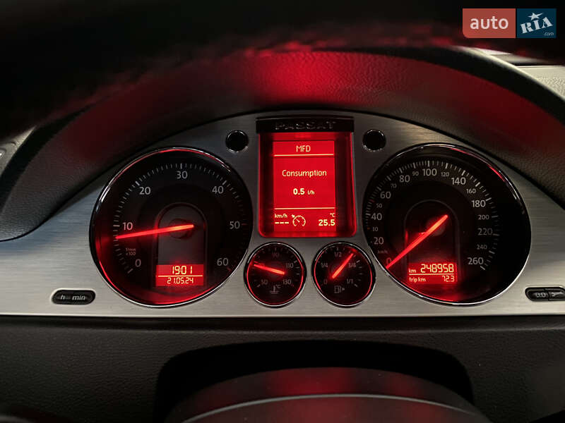 Седан Volkswagen Passat 2008 в Виноградові