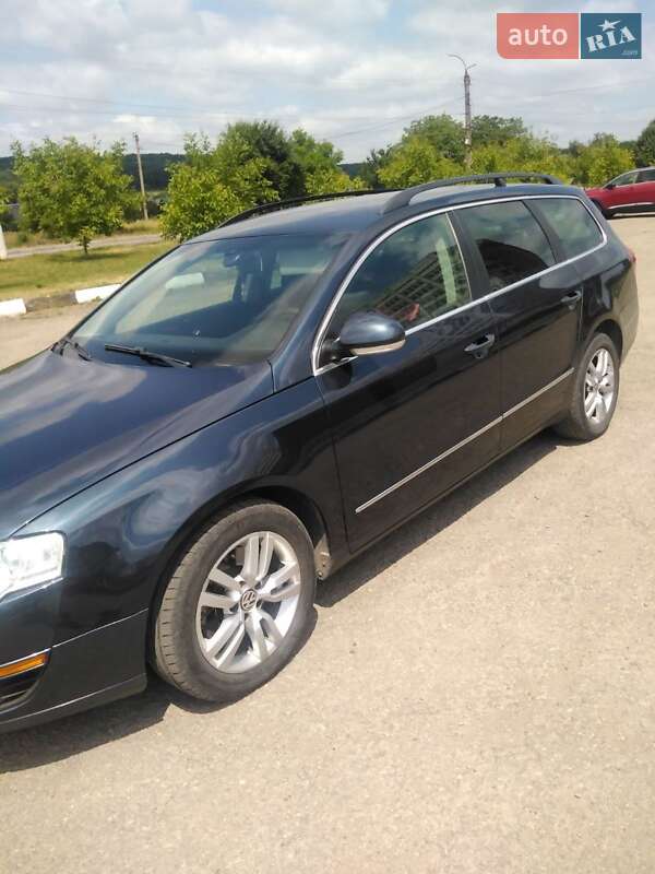 Универсал Volkswagen Passat 2006 в Калуше