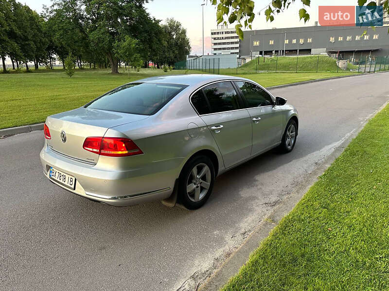 Volkswagen Passat 2011