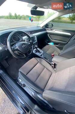 Универсал Volkswagen Passat 2015 в 