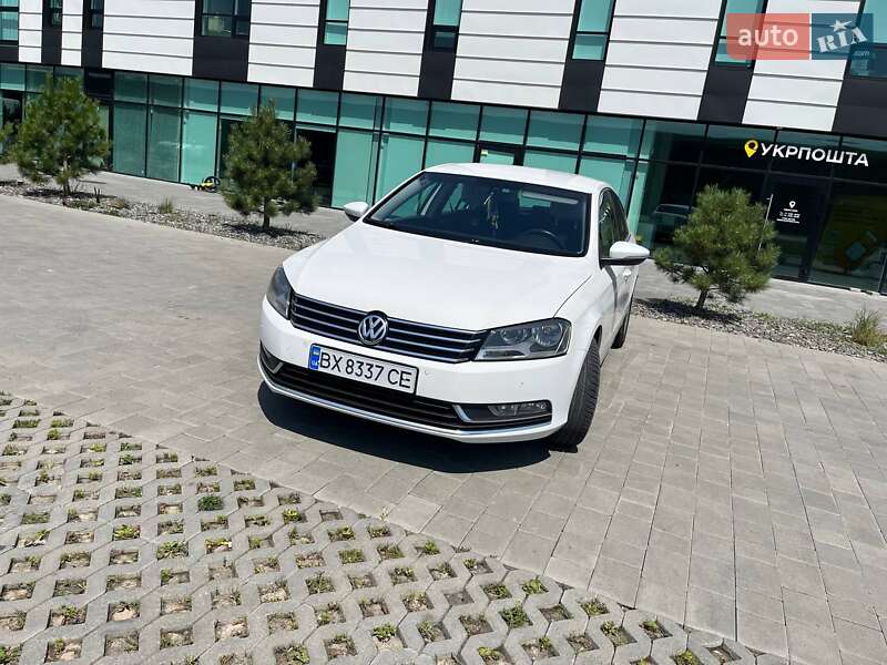 Седан Volkswagen Passat 2011 в 