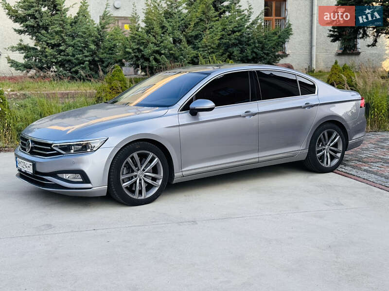 Універсал Volkswagen Passat 2019 в Коростені