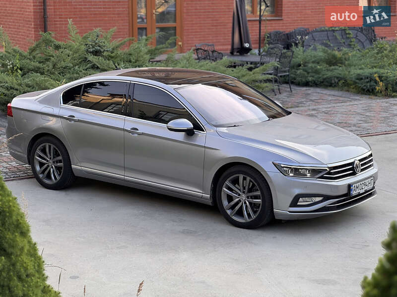 Універсал Volkswagen Passat 2019 в Коростені