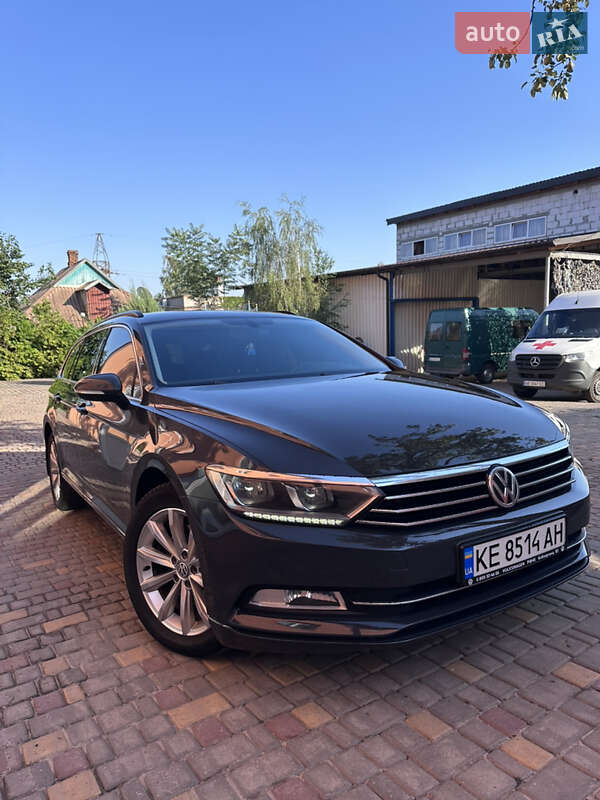 Универсал Volkswagen Passat 2016 в Кривом Роге