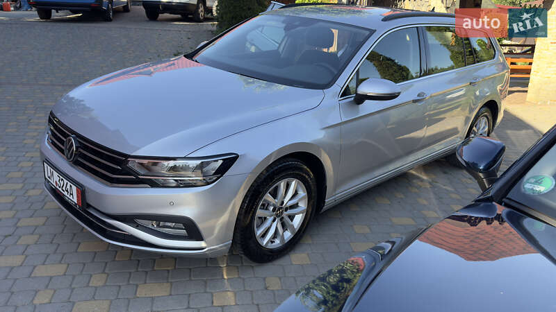 Универсал Volkswagen Passat 2021 в Сваляве