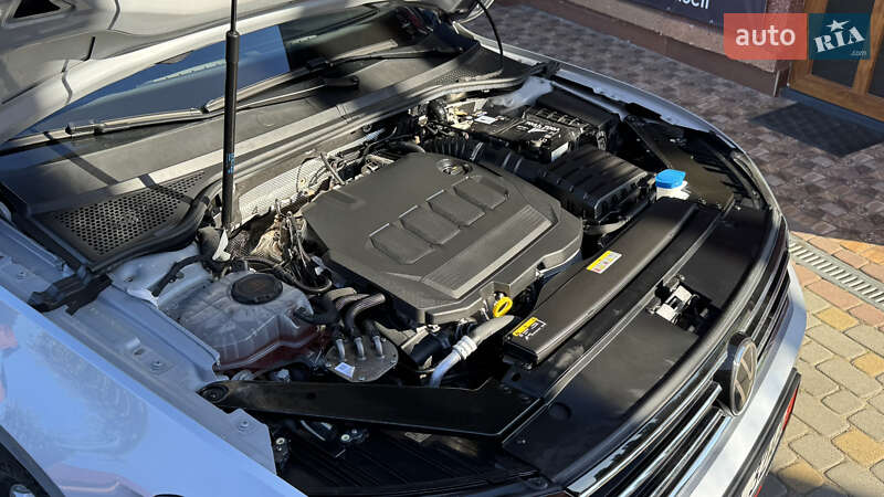 Универсал Volkswagen Passat 2021 в Сваляве