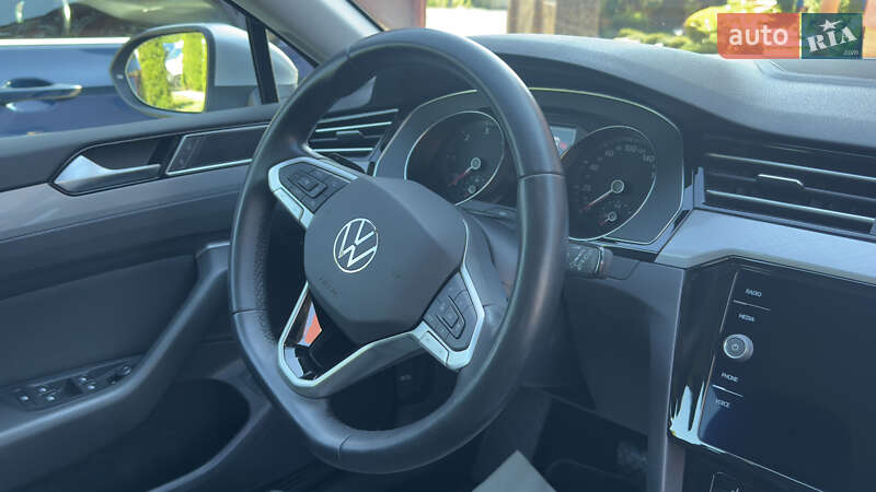 Универсал Volkswagen Passat 2021 в Сваляве