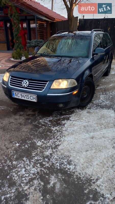 Универсал Volkswagen Passat 2004 в Ровно