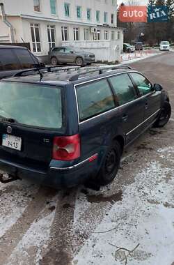 Универсал Volkswagen Passat 2004 в 