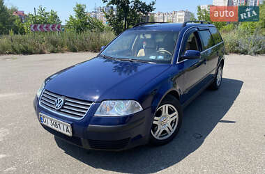 Універсал Volkswagen Passat 2003 в Чернігові