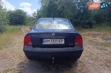 Седан Volkswagen Passat 2000 в 