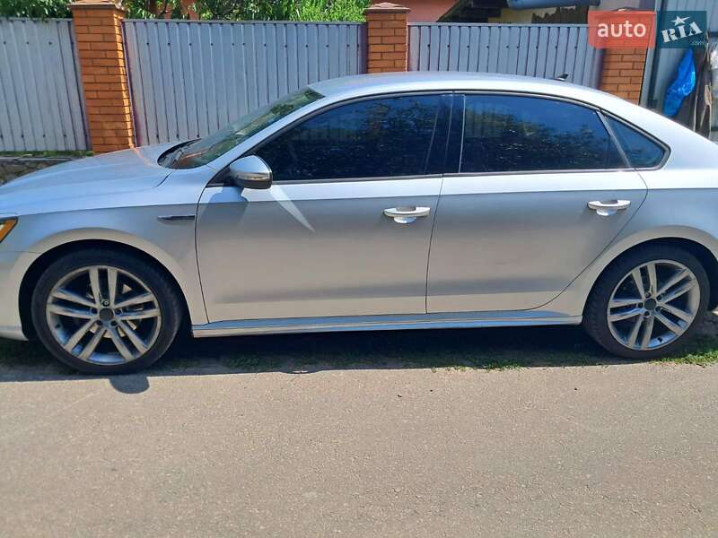 Седан Volkswagen Passat 2017 в Ржищеве фото 17 Седан Volkswagen Passat 2017 в Ржищеве