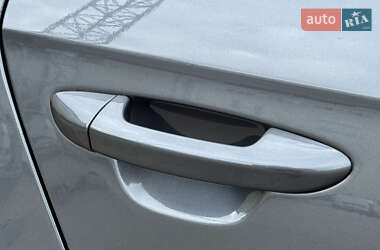 Универсал Volkswagen Passat 2009 в 