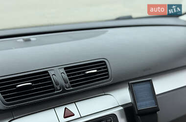 Универсал Volkswagen Passat 2009 в 