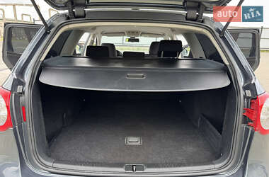 Универсал Volkswagen Passat 2009 в 