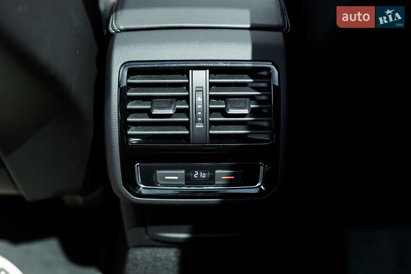 Універсал Volkswagen Passat 2019 в Києві