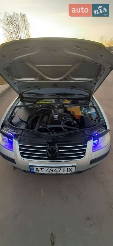 Седан Volkswagen Passat 2000 в Надворной