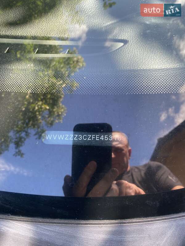 Седан Volkswagen Passat 2015 в Хусті