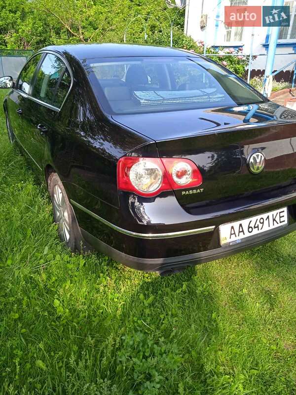 Седан Volkswagen Passat 2007 в Киеве