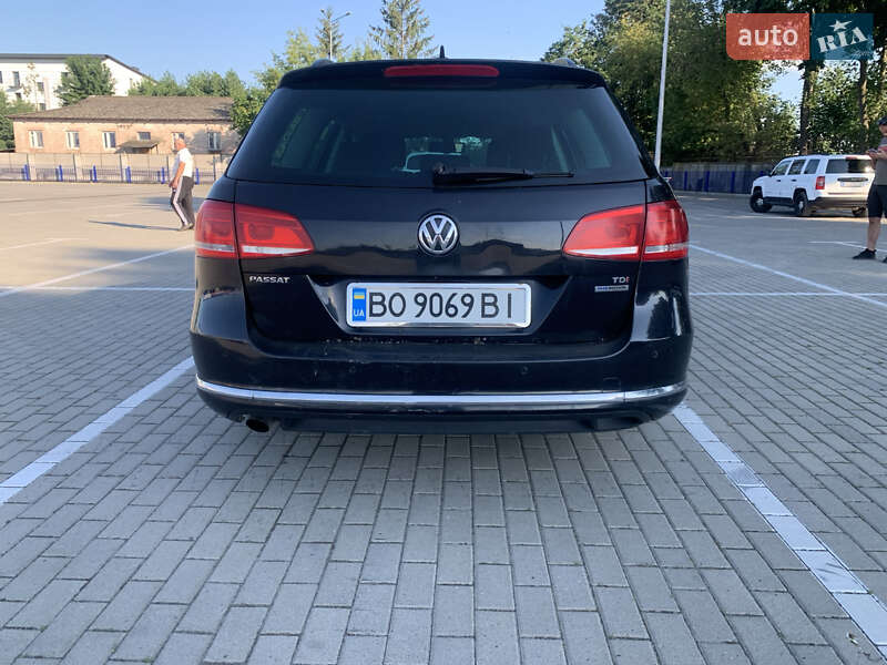Универсал Volkswagen Passat 2012 в Тернополе