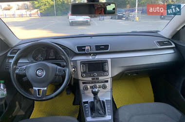 Универсал Volkswagen Passat 2012 в Тернополе