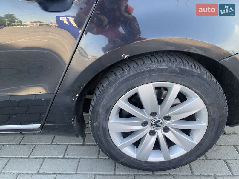 Универсал Volkswagen Passat 2012 в Тернополе
