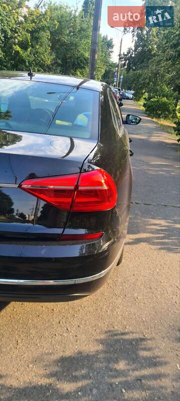 Седан Volkswagen Passat 2016 в Киеве