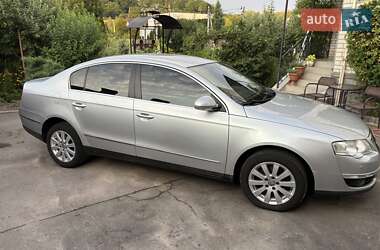 Седан Volkswagen Passat 2008 в 