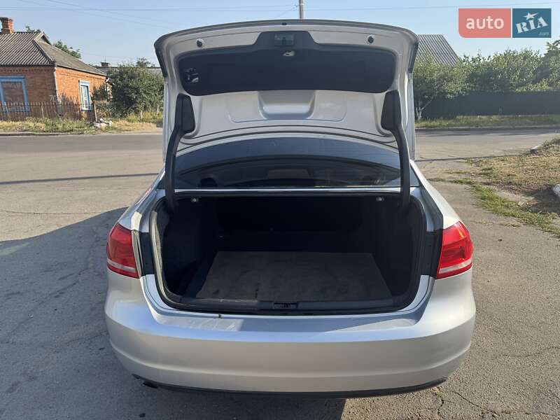 Седан Volkswagen Passat 2013 в Первомайске