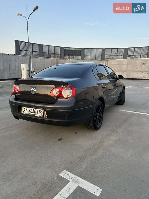 Седан Volkswagen Passat 2008 в Києві