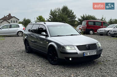Универсал Volkswagen Passat 2001 в Вараше