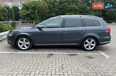 Универсал Volkswagen Passat 2011 в 