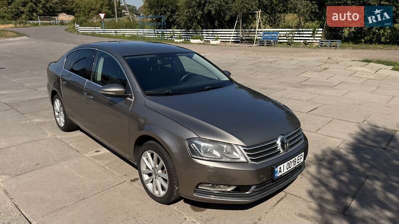 Седан Volkswagen Passat 2013 в Броварах