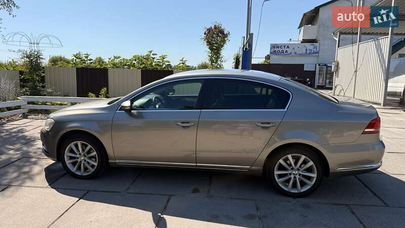 Седан Volkswagen Passat 2013 в Броварах