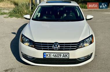 Седан Volkswagen Passat 2012 в Дніпрі