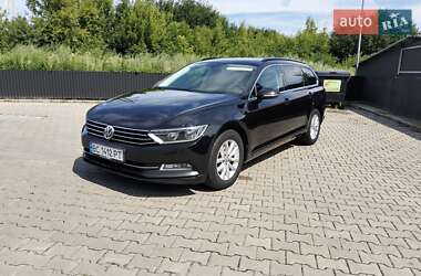 Універсал Volkswagen Passat 2015 в Львові
