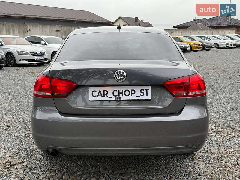 Седан Volkswagen Passat 2012 в Стрые