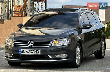 Універсал Volkswagen Passat 2013 в 
