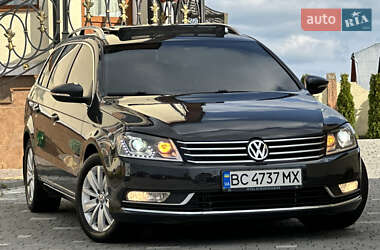 Універсал Volkswagen Passat 2013 в 
