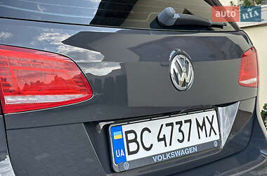 Універсал Volkswagen Passat 2013 в 