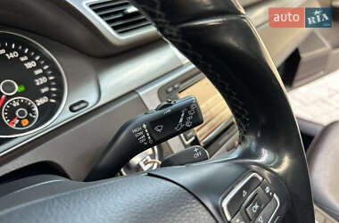 Універсал Volkswagen Passat 2013 в 