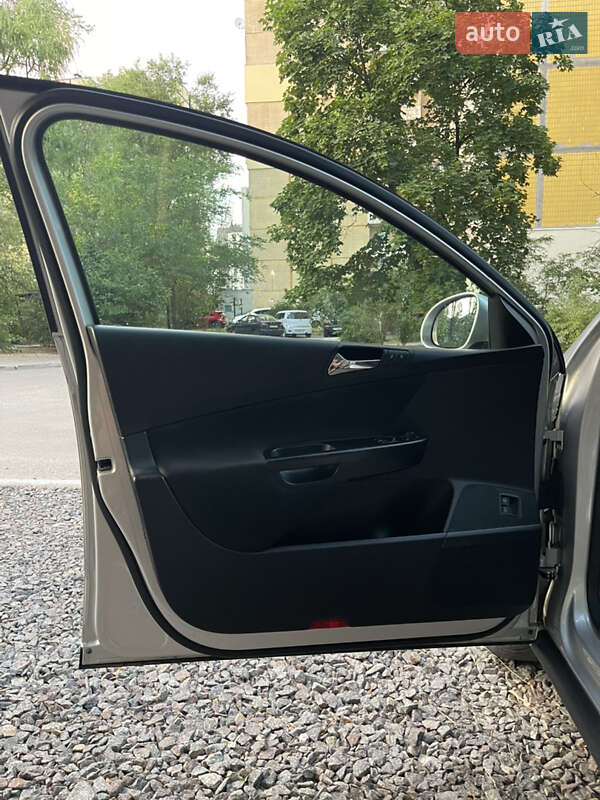 Универсал Volkswagen Passat 2008 в Днепре