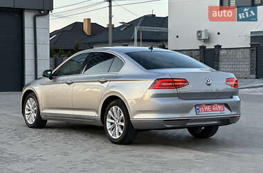 Седан Volkswagen Passat 2019 в 