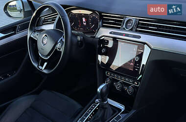Седан Volkswagen Passat 2019 в 